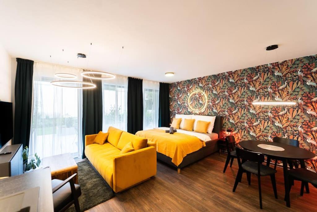 Gold Garden Terrace Apartment Brünn Exterior foto